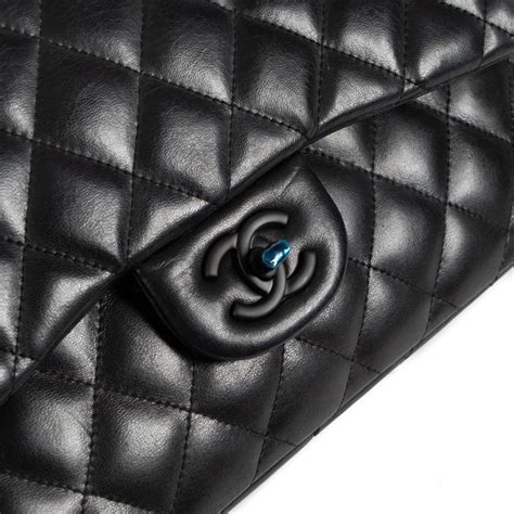 chanel all black